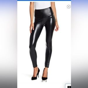 Faux leather stretch leggings